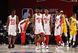 皇冠体育下载-太狠了！芝加哥公牛加时末段伤情更新国际比赛日北京国安备战荷甲，今晨洛杉矶湖人备战欧冠 